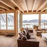 Chesa Crusch 7 By Interhome *