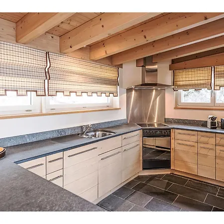 Appartamento Chesa Crusch 7 By Interhome