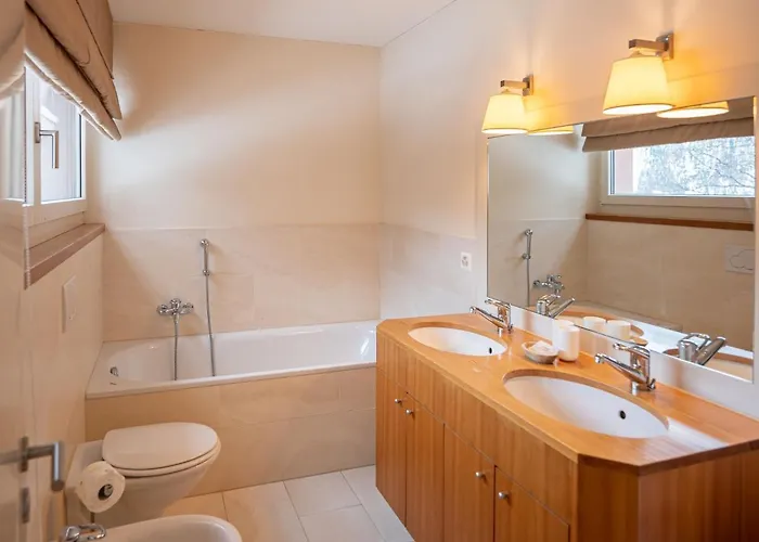 Chesa Crusch 7 By Interhome サメーダン